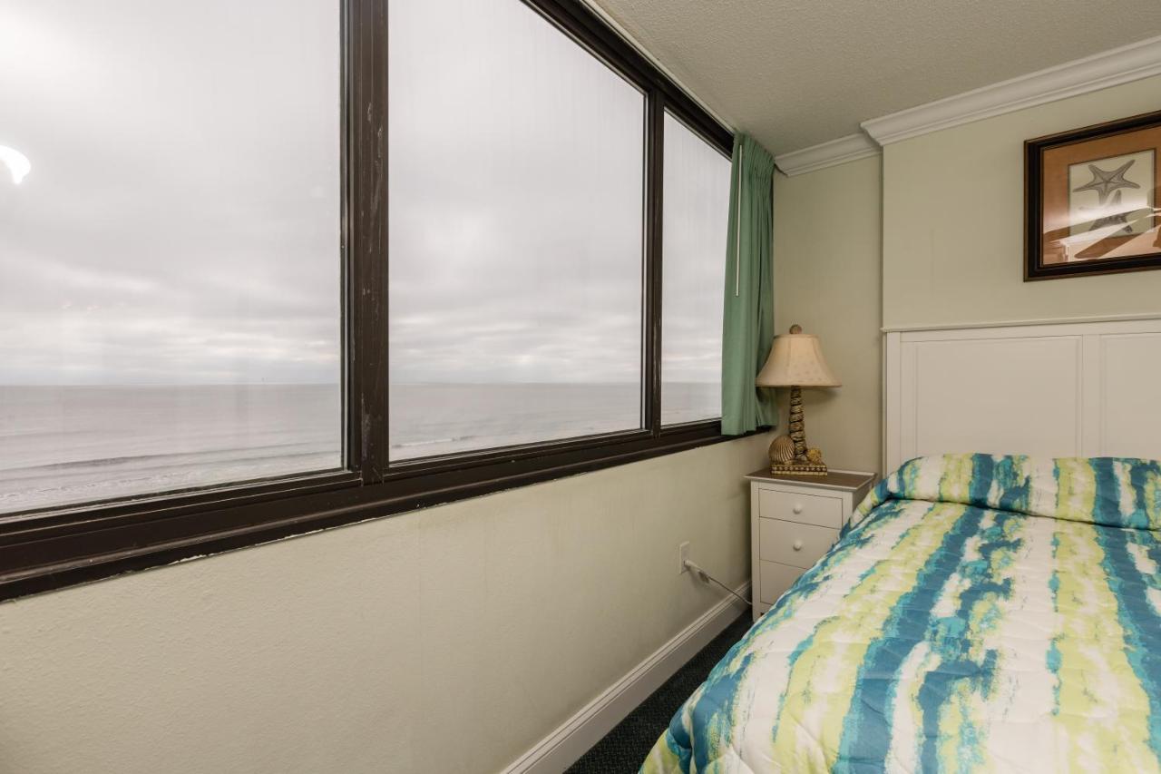 Sands Beach Club Briarcliffe Acres Extérieur photo