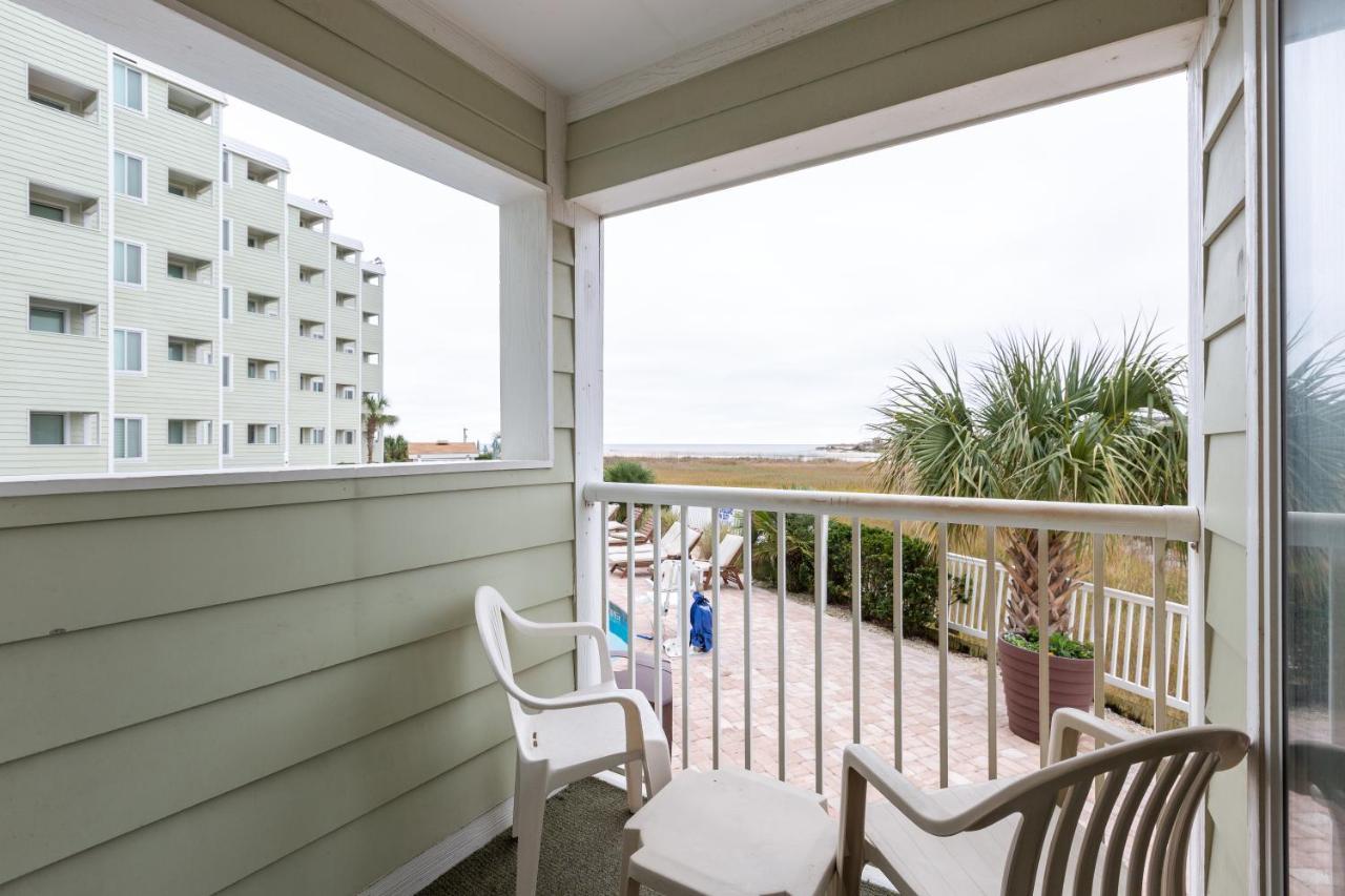 Sands Beach Club Briarcliffe Acres Extérieur photo